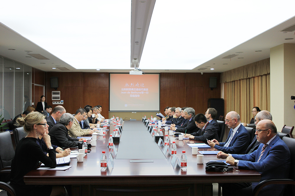 比利時西弗蘭德省副省長讓·德貝通到訪太陽成集團tyc環(huán)境